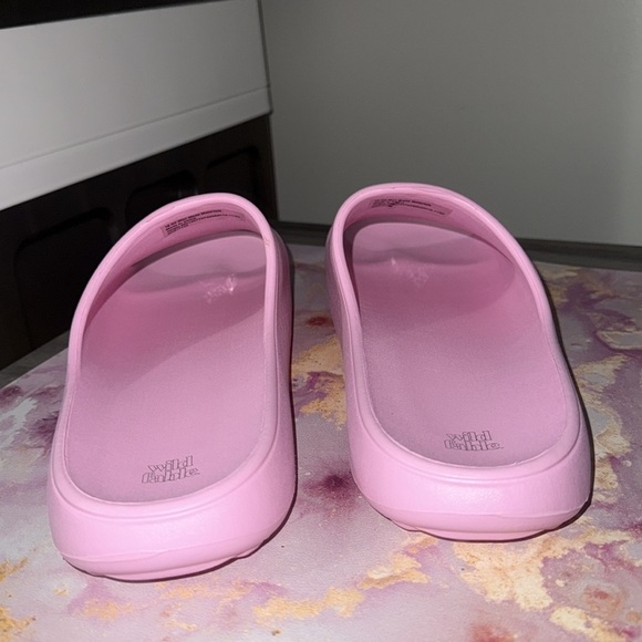 NWOT! Size 10 PINK Wild Fable Slide Sandals - Picture 8 of 8